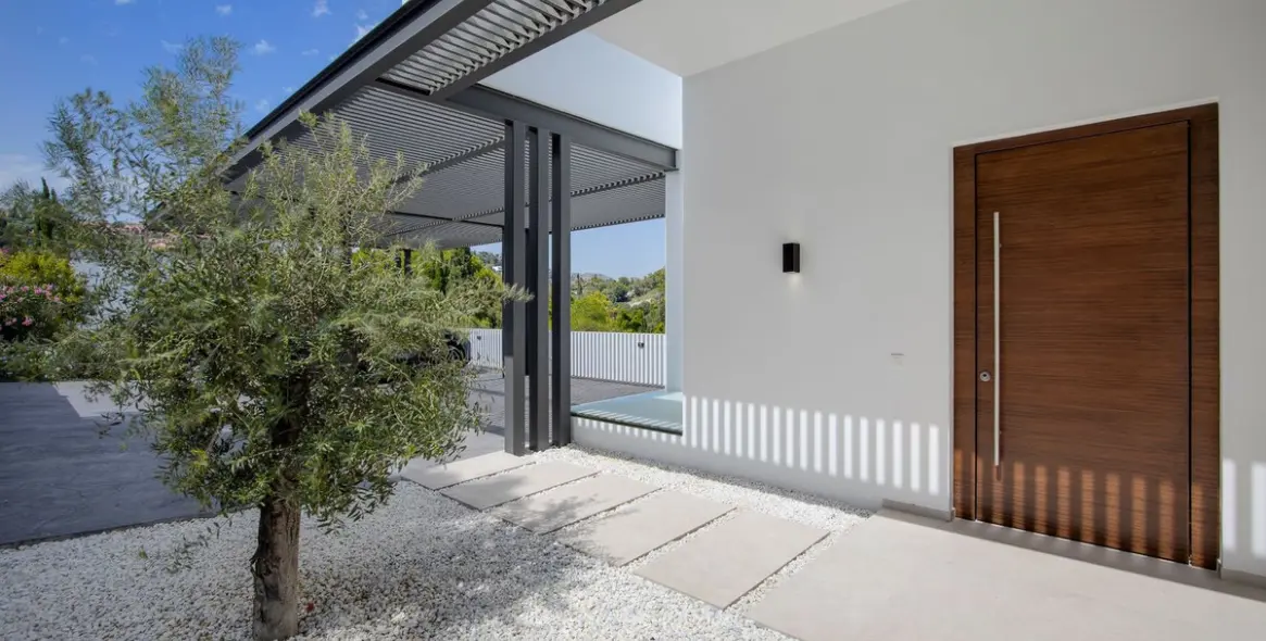 Sale of detached villa in Benahavís 79