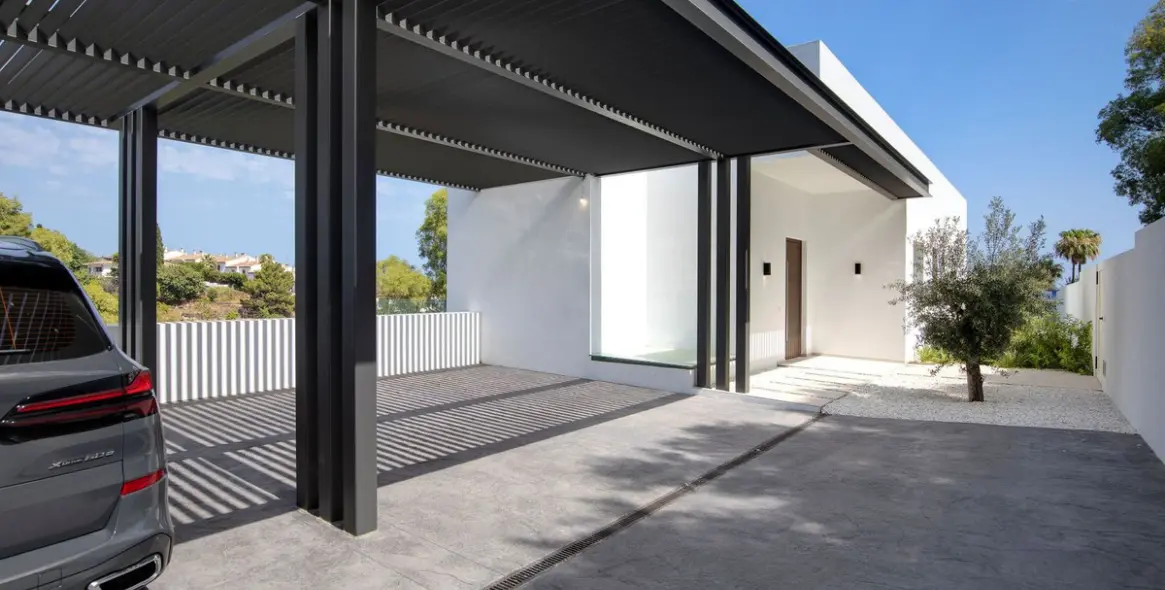 Sale of detached villa in Benahavís 81