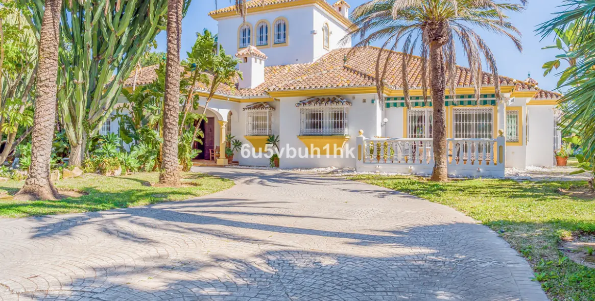Sale of detached villa in Mijas 13