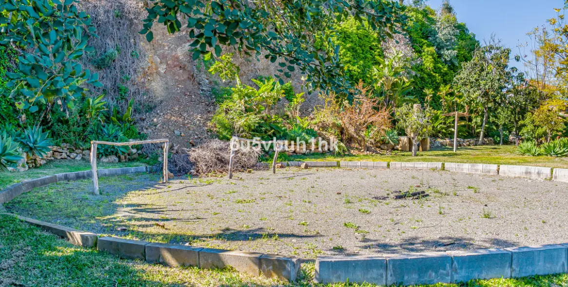 Sale of detached villa in Mijas 15