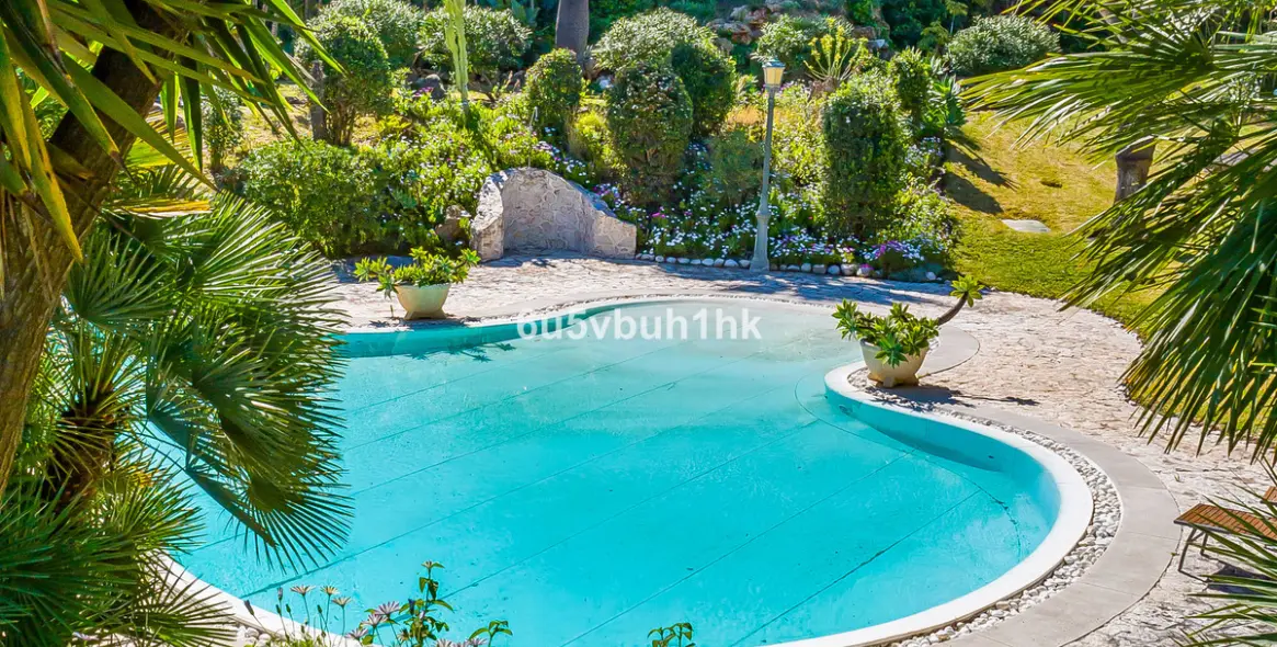 Sale of detached villa in Mijas 26