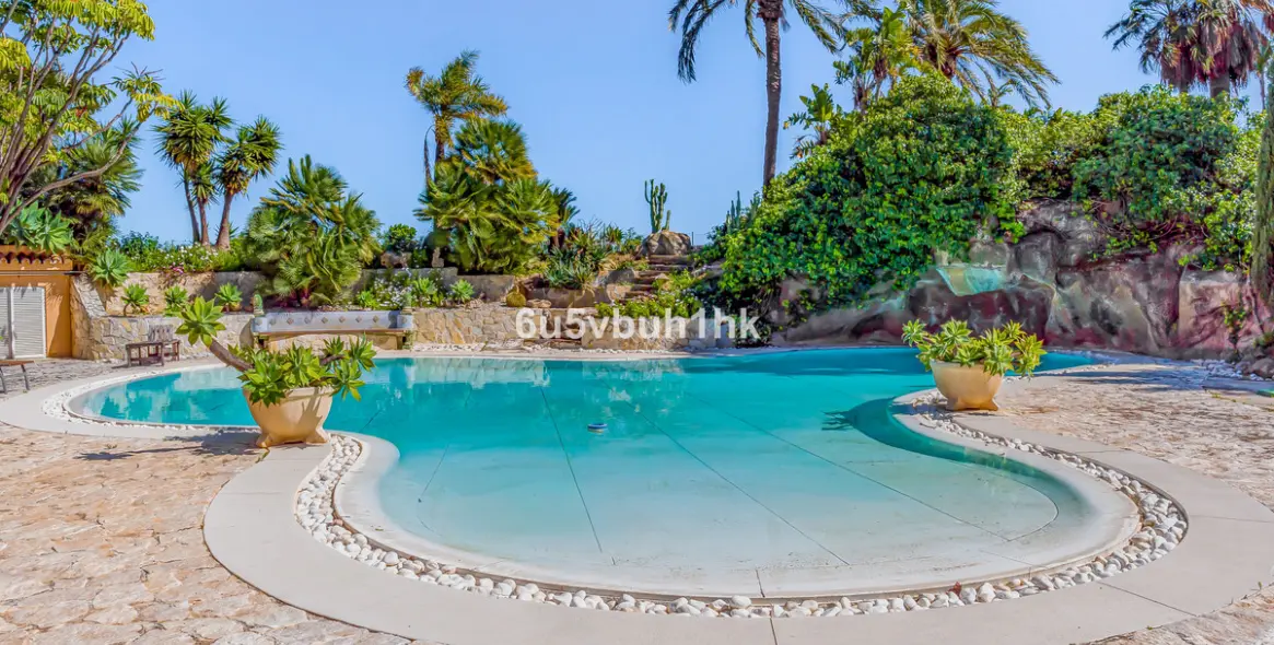 Sale of detached villa in Mijas 47