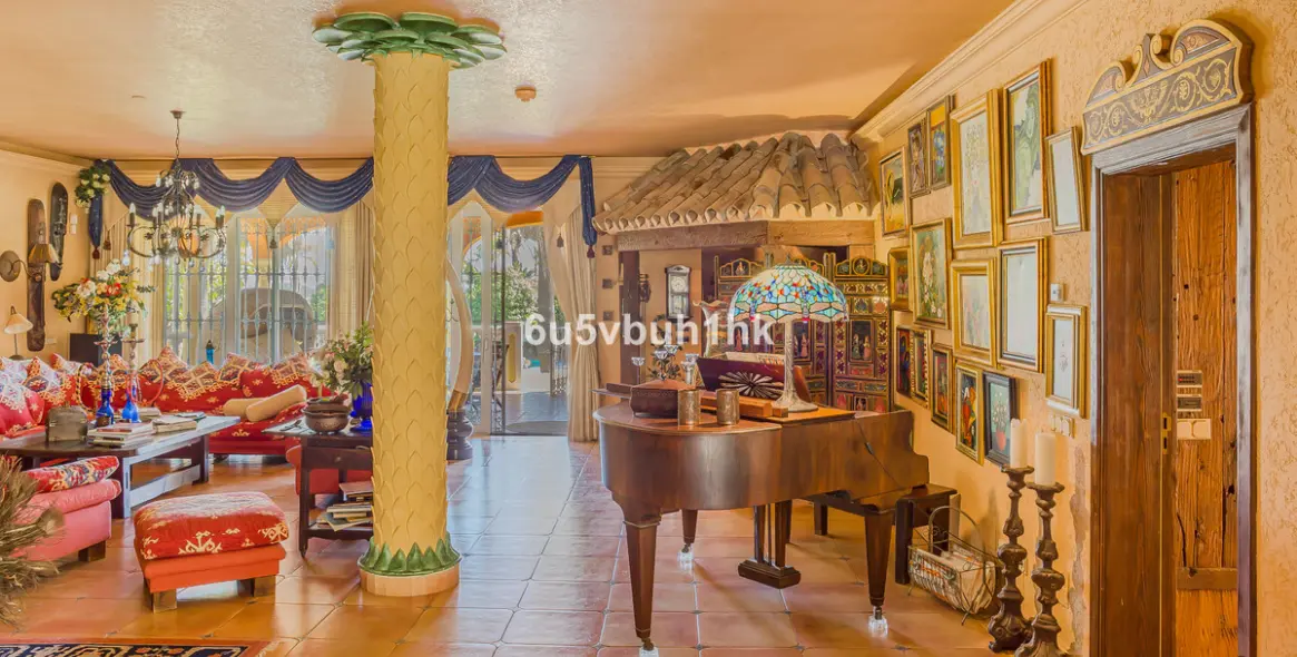 Sale of detached villa in Mijas 72