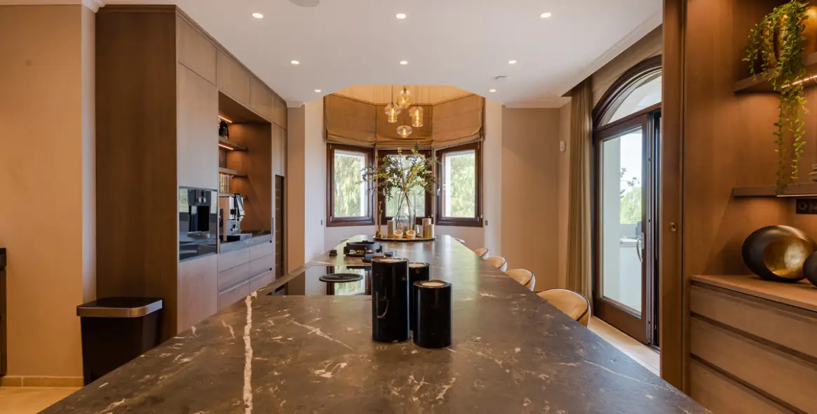 Sale of detached villa in Benahavís 19