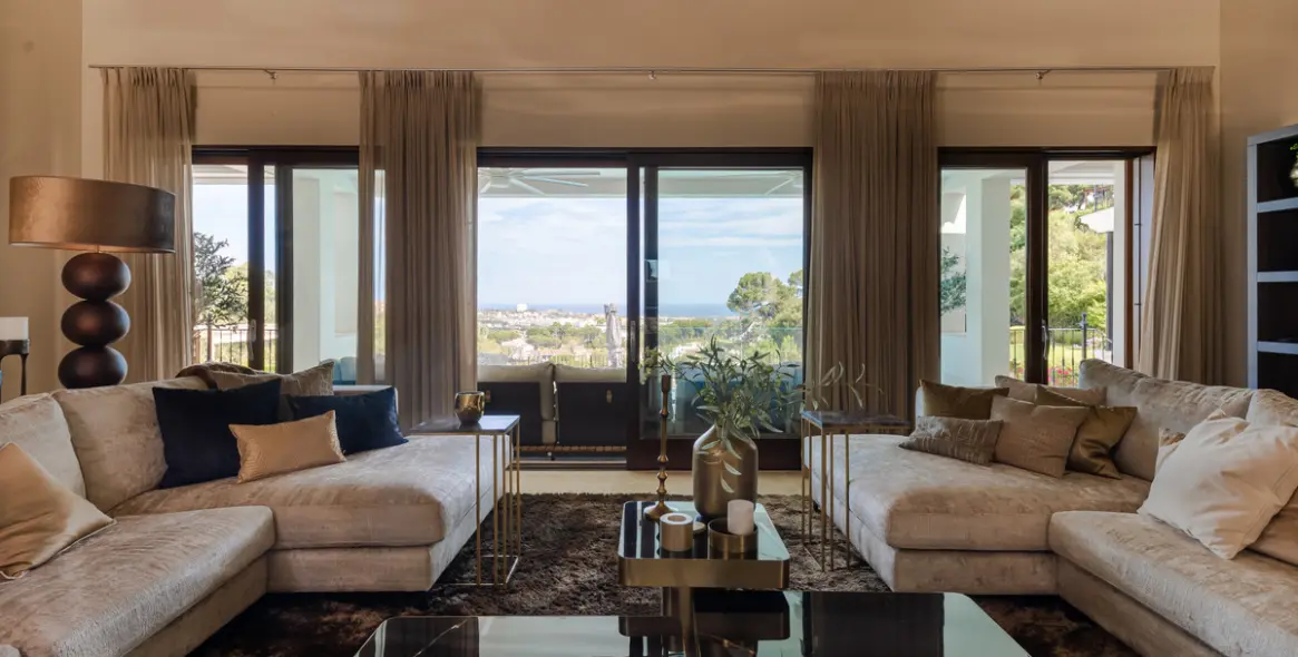 Sale of detached villa in Benahavís 24