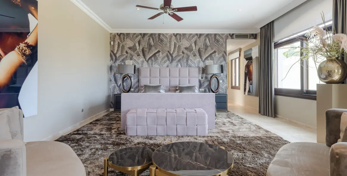 Sale of detached villa in Benahavís 37