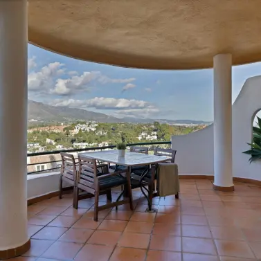 Long-term rent of ground floor apartment in Nueva Andalucía