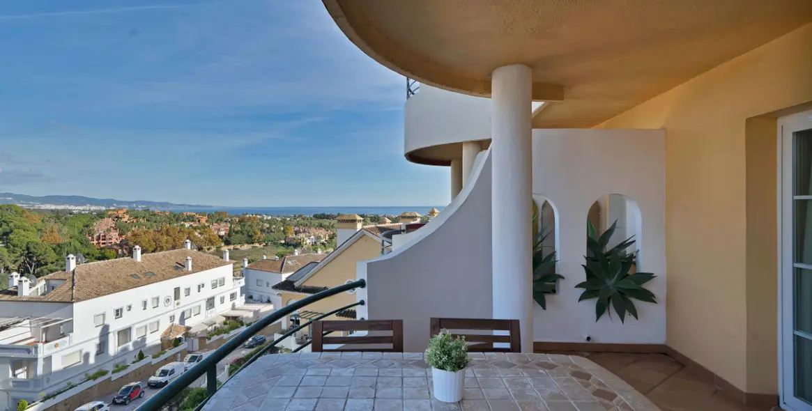 Long-term rent of ground floor apartment in Nueva Andalucía 17