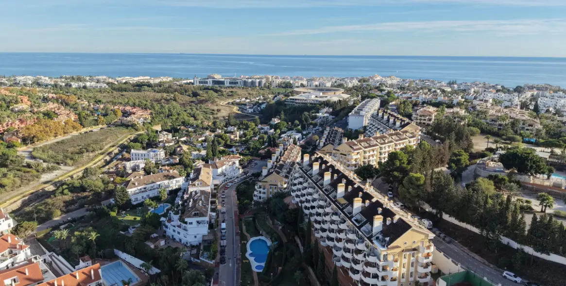 Long-term rent of ground floor apartment in Nueva Andalucía 18