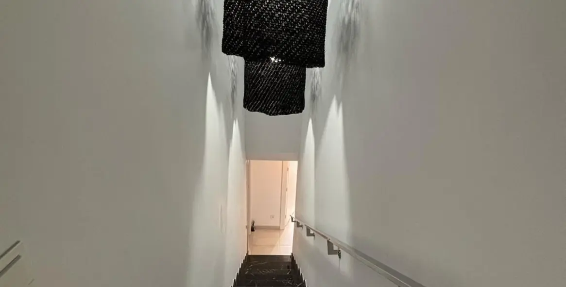 Долгосрочная аренда апартаментов на среднем этаже в Marbella 11