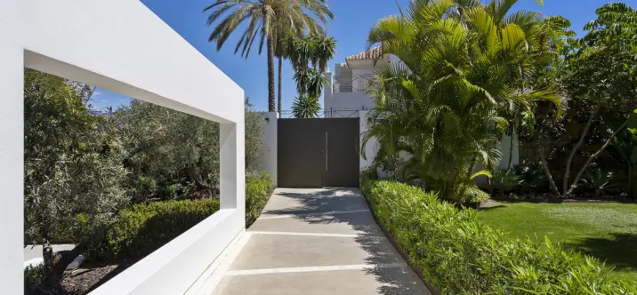 Долгосрочная аренда  отдельно стоящей виллы в Benahavís 1