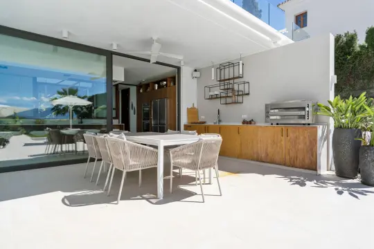 Image 23 thumb