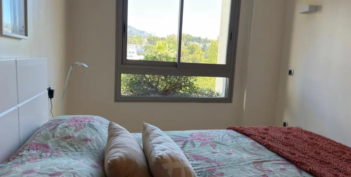 Долгосрочная аренда апартаментов на среднем этаже в Marbella 18