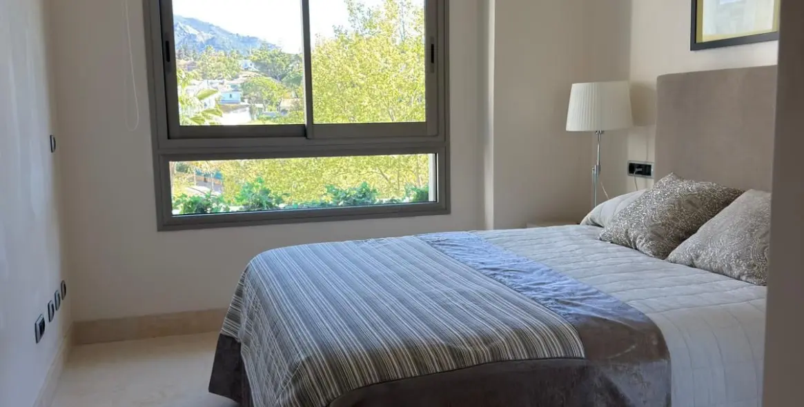 Долгосрочная аренда апартаментов на среднем этаже в Marbella 23