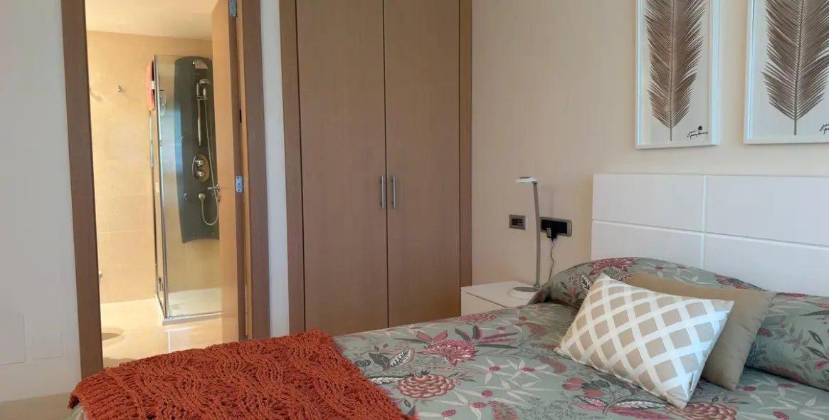 Долгосрочная аренда апартаментов на среднем этаже в Marbella 31