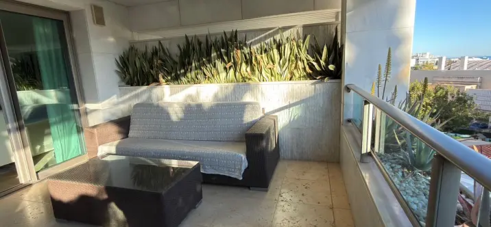Long-term rent of middle floor apartment in Marbella 1