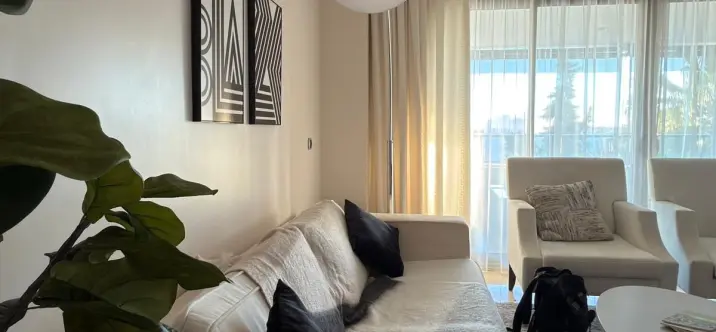 Long-term rent of middle floor apartment in Marbella 3