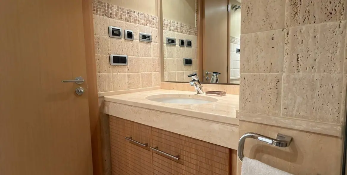 Long-term rent of middle floor apartment in Marbella 29