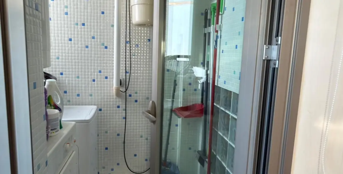 Long-term rent of middle floor apartment in Marbella 32