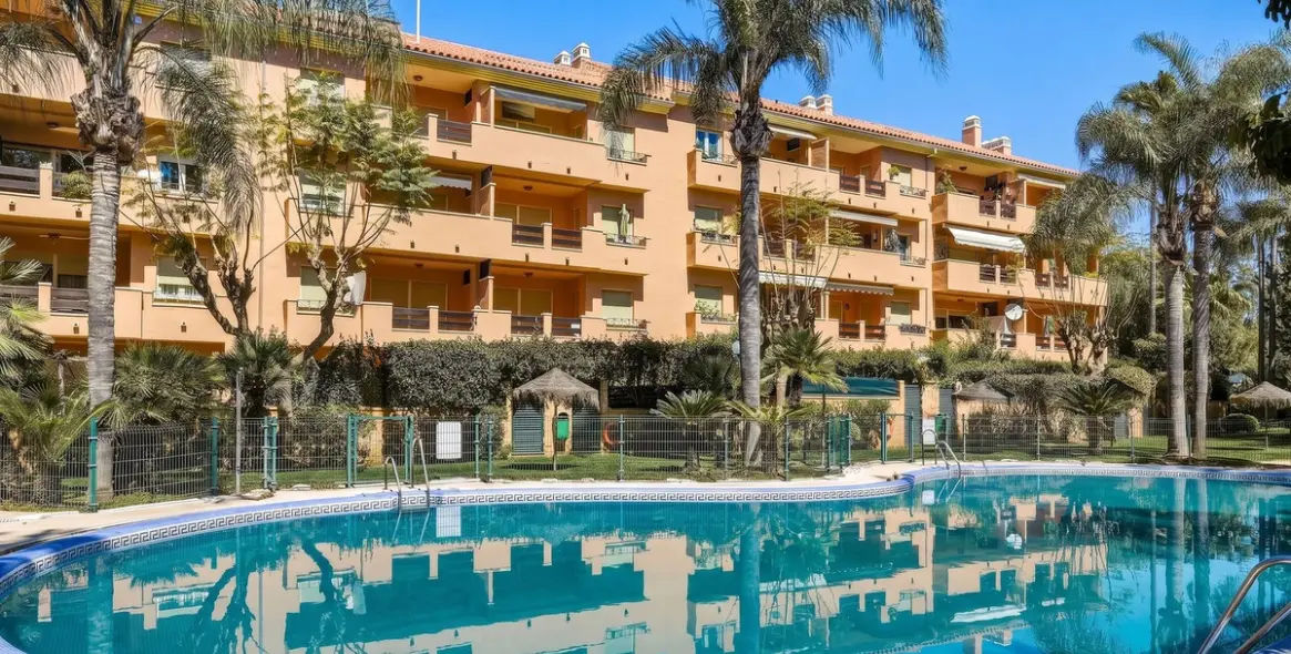 Venta de apartamento en planta baja en Carib Playa 1