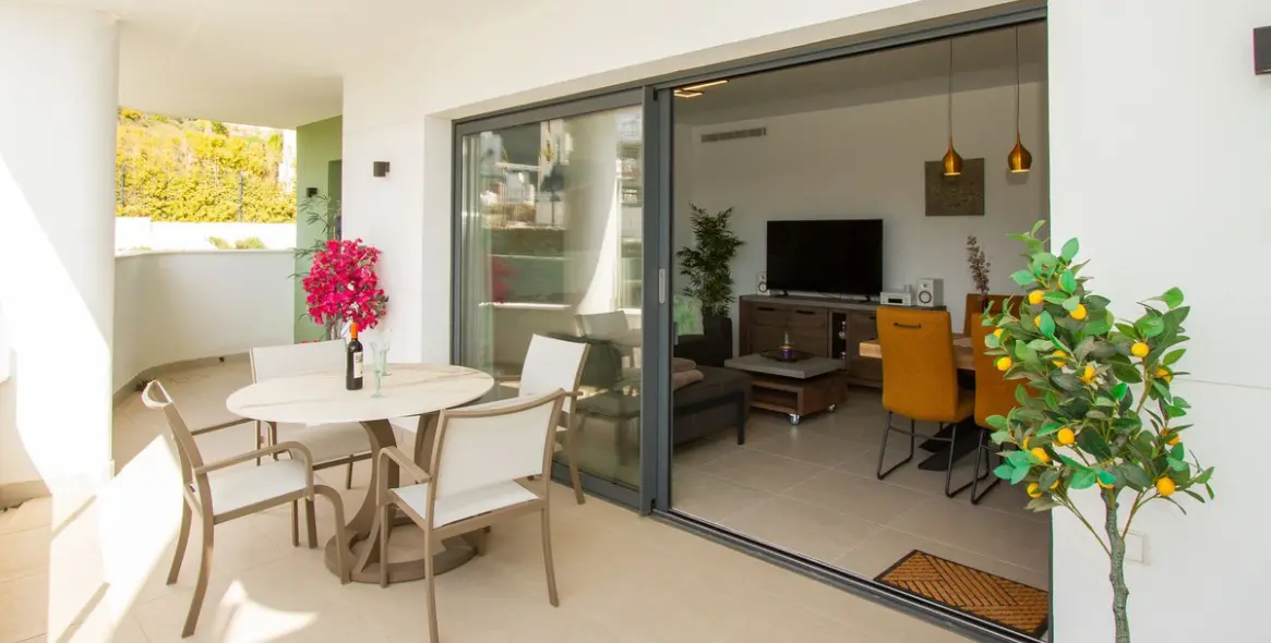 Sale of middle floor apartment in Calanova Golf 1