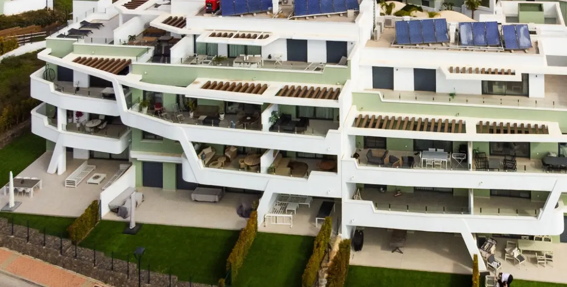 Sale of middle floor apartment in Calanova Golf 10