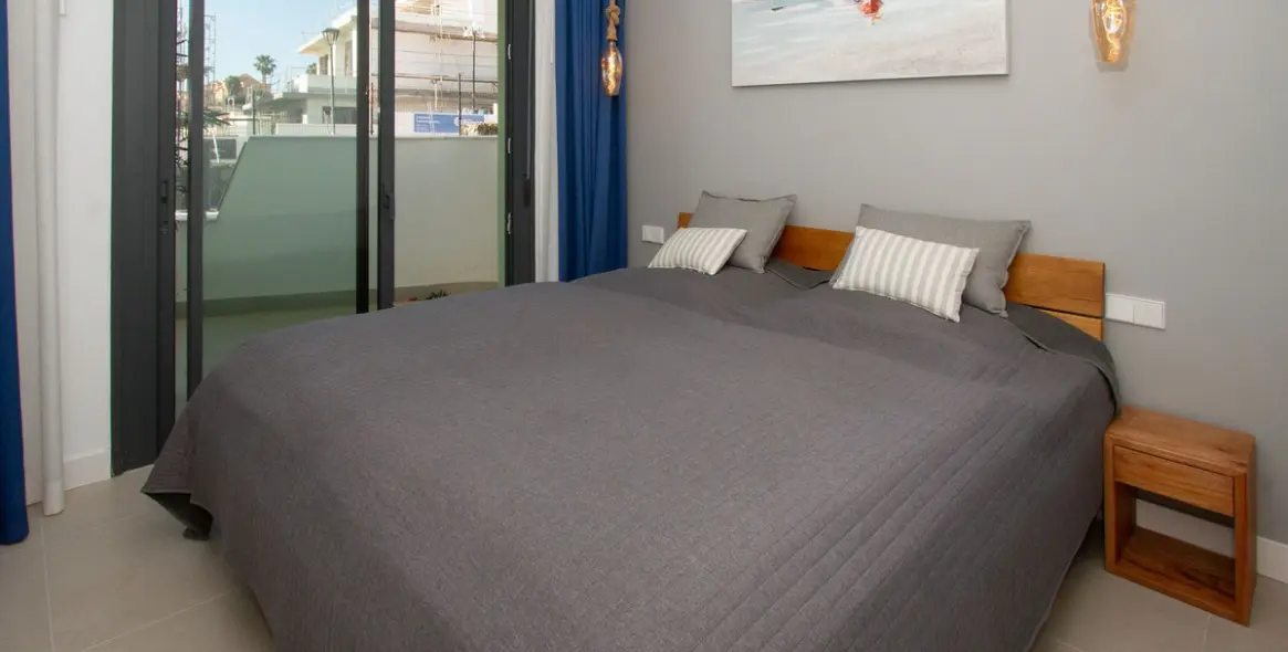 Sale of middle floor apartment in Calanova Golf 13