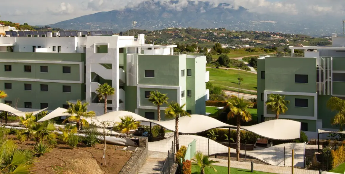 Sale of middle floor apartment in Calanova Golf 14