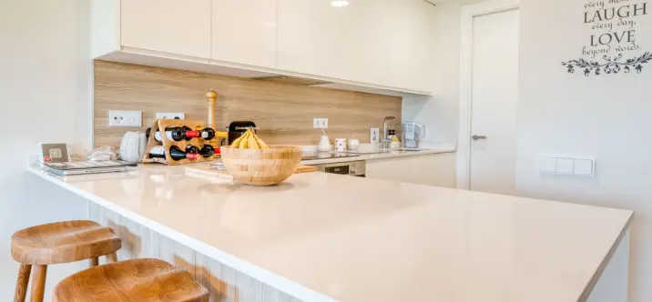 Sale of middle floor apartment in Estepona 4