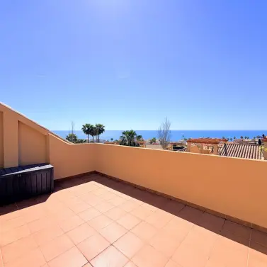 Sale of townhouse in Estepona