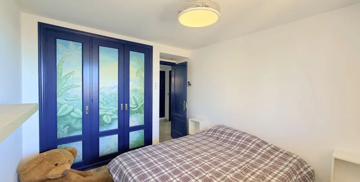 Sale of townhouse in Estepona 24