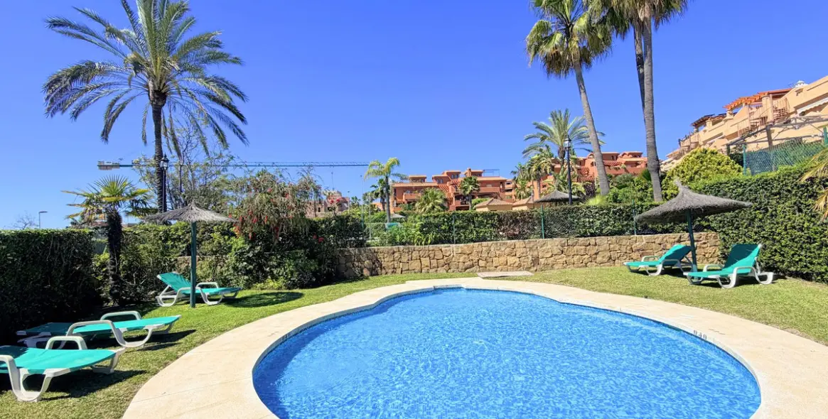 Sale of townhouse in Estepona 44