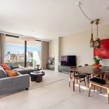 Sale of penthouse in El Paraiso