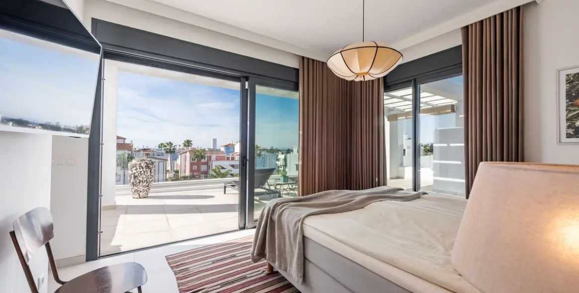 Продажа пентхауса в El Paraiso 14