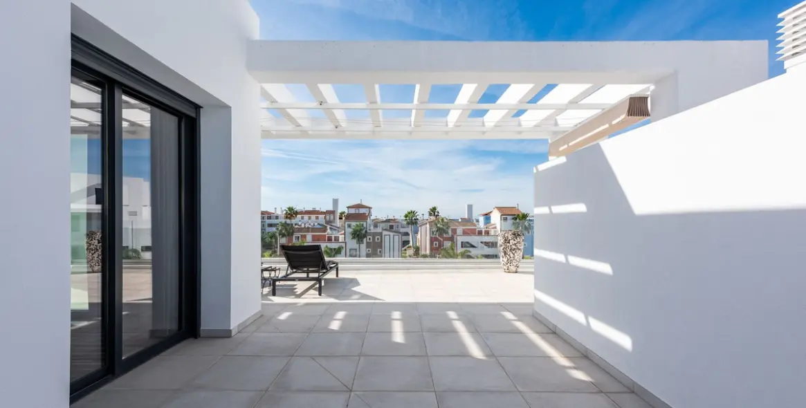 Продажа пентхауса в El Paraiso 32