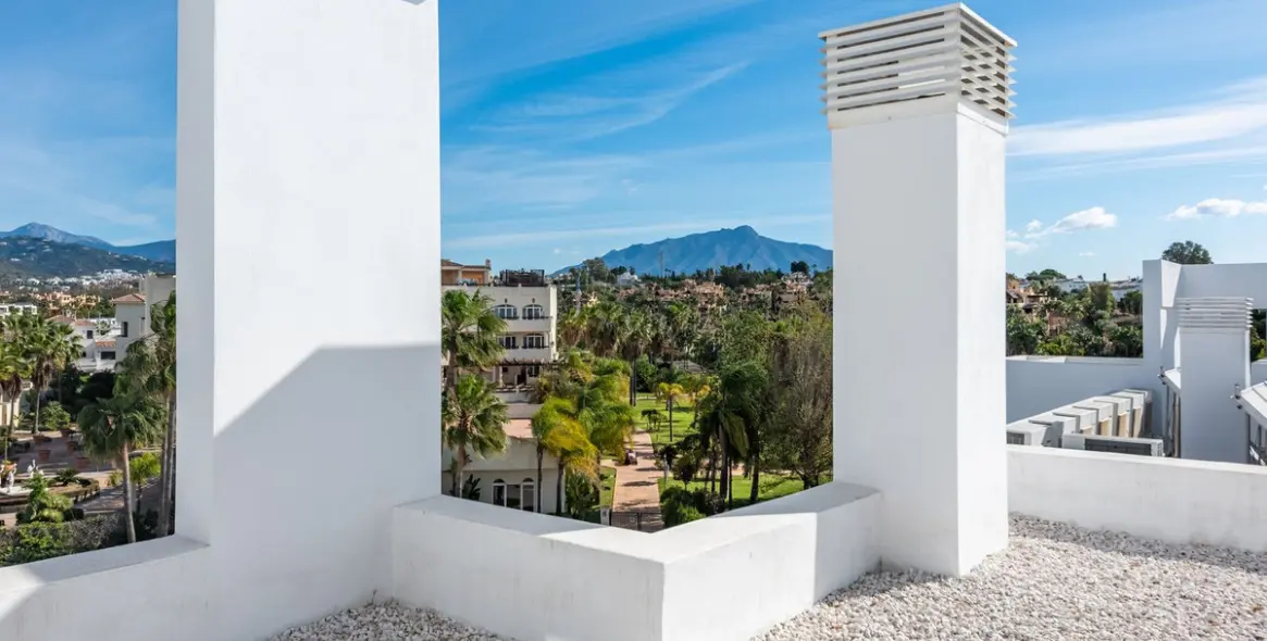 Продажа пентхауса в El Paraiso 34