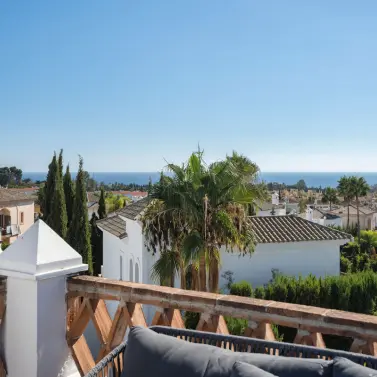 Venta de villa independiente en Estepona