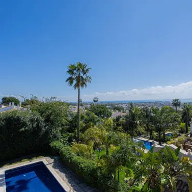 Venta de villa independiente en El Paraiso