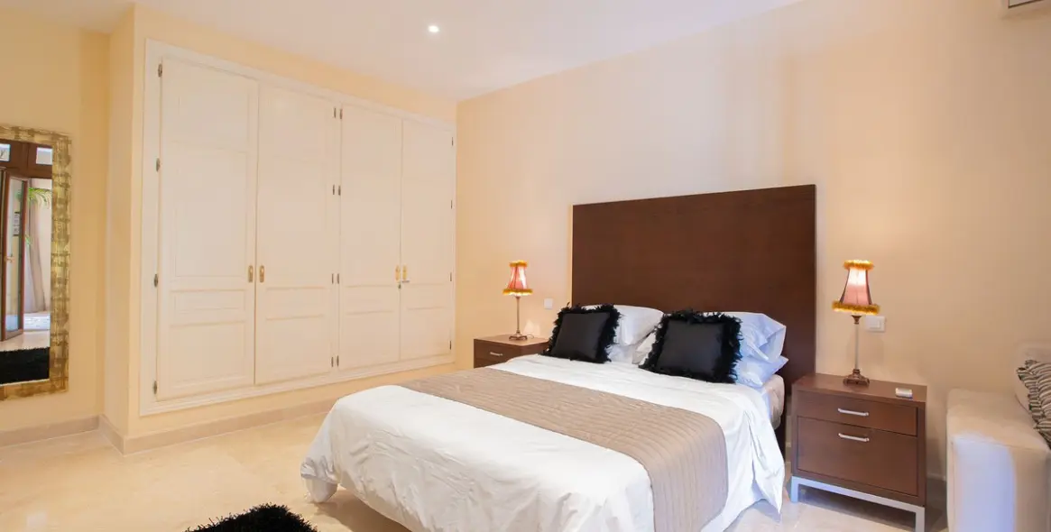 Venta de villa independiente en El Paraiso 59