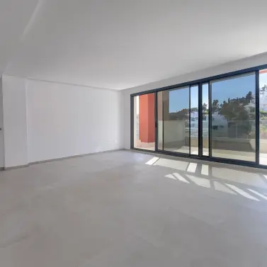 Long-term rent of penthouse duplex in La Quinta