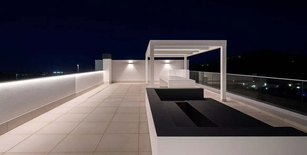 Long-term rent of penthouse duplex in La Quinta 18