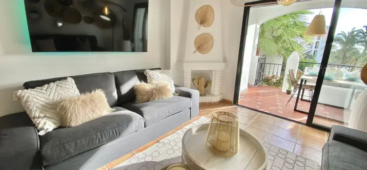 Sale of ground floor apartment in Riviera del Sol 0