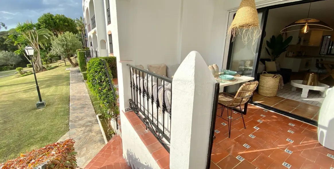 Venta de apartamento en planta baja en Riviera del Sol 35