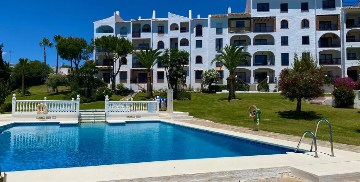 Venta de apartamento en planta baja en Riviera del Sol 47