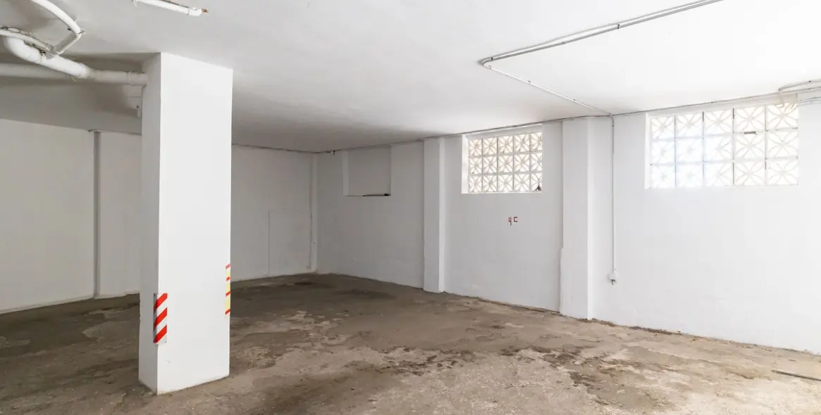 Sale of middle floor apartment in Benalmadena Costa 21