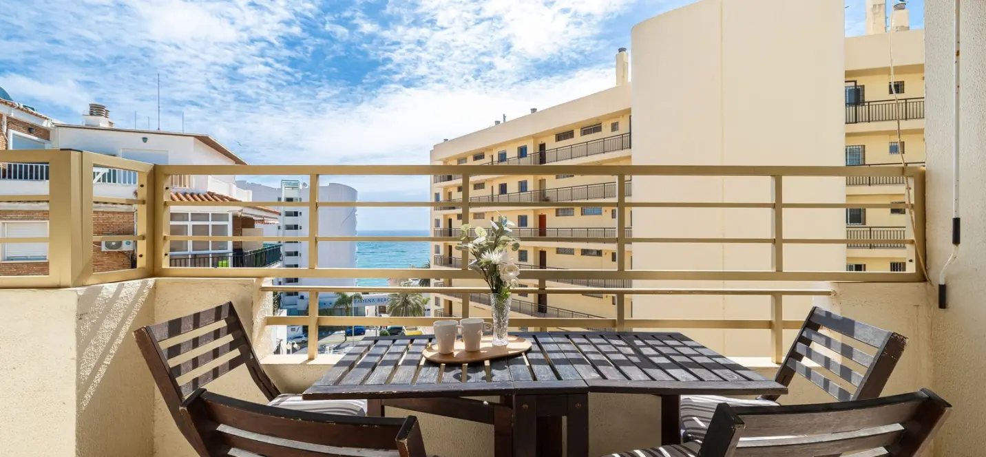 Venta de apartamento en planta media en Benalmadena Costa 4