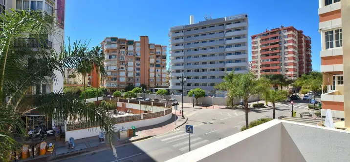 Продажа апартаментов на среднем этаже в Fuengirola 0