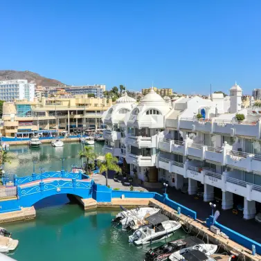Venta de apartamento en planta media en Benalmadena Costa