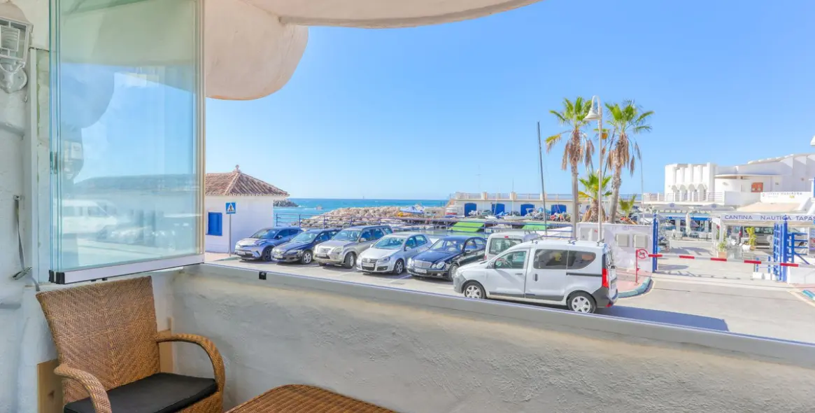 Venta de apartamento en planta media en Benalmadena Costa 4