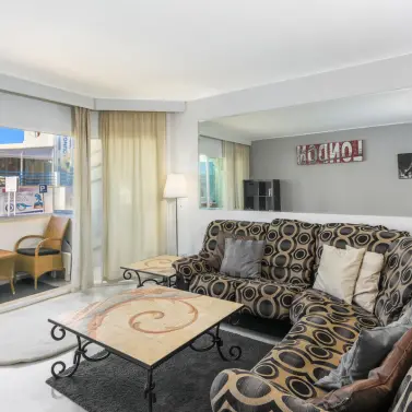 Venta de apartamento en planta media en Benalmadena Costa